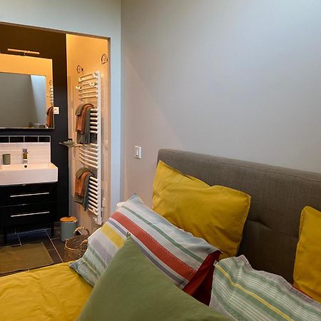 Chambre Tout Confort Avec Commodites Espace Repas Wifi Parking Вимере Екстериор снимка